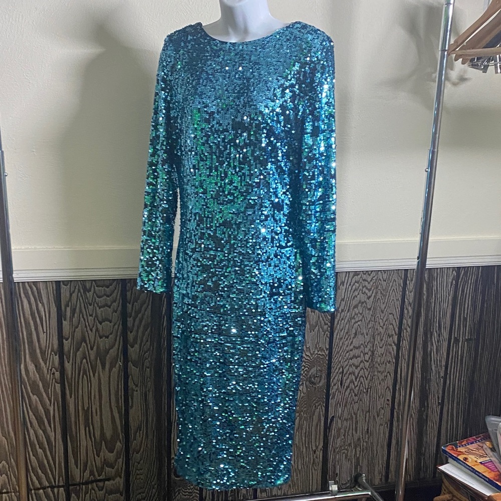 Dress the Population Long Sleeve MIDI Blue Sequin Dress